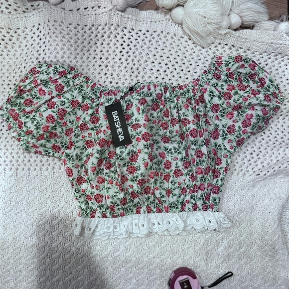 NEW WOMENS BATSHEVA MEDIUM Floral Off-Shoulder Top - Picture 7 of 13